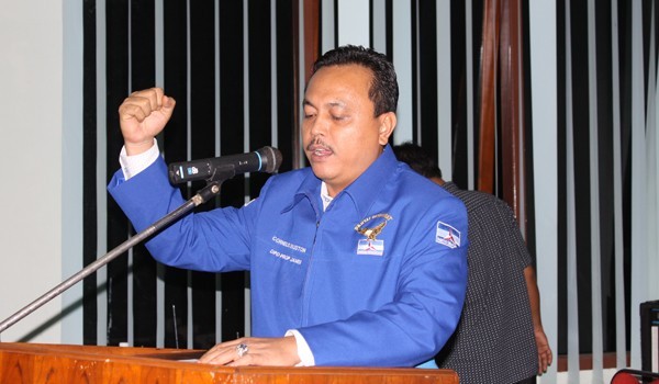 Ketua DPRD Provinsi Jambi Cornelis Buston